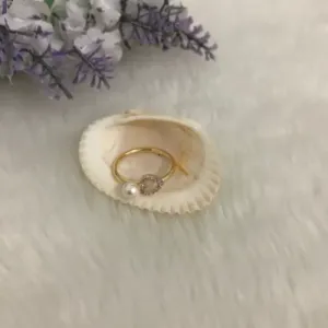 Anel Pérola com Coração Cravejado Banhado a Ouro 18k