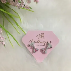 Brinco Laço Banhado a Ródio Branco