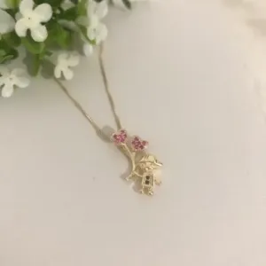 Colar Menino Segurando Balão 45cm Banhado a Ouro 18k