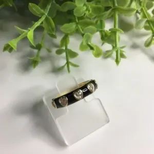 Anel Esm Negro com 5 Corações Ponto de Luz Banhado a Ouro18k