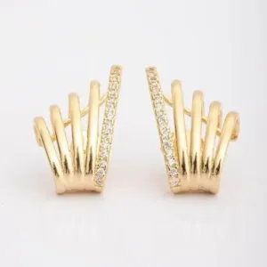 Brinco de Luxo Earcuff com Uma Linha Cravejada Banhado a Ouro 18k