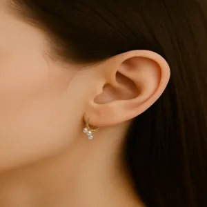 Brinco Argolinha com Pingentes de Pérola Banhado a Ouro 18k