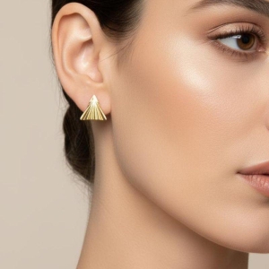 Brinco Leque Efeito Amassado Banhado a Ouro 18k