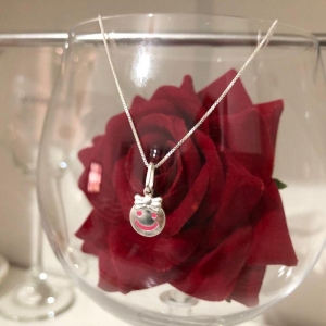 Colar Emoji Menina com Laço 40cm Prata 925