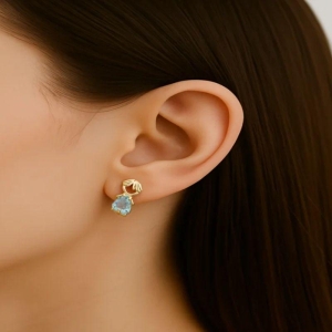 Brinco Menino Coração Cristal Azul Banhado a Ouro 18k