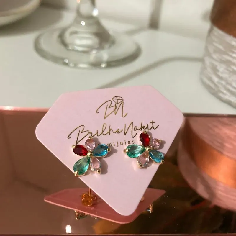 Brinco Flor com Pétalas em Cristais Color Banhado a Ouro 18k