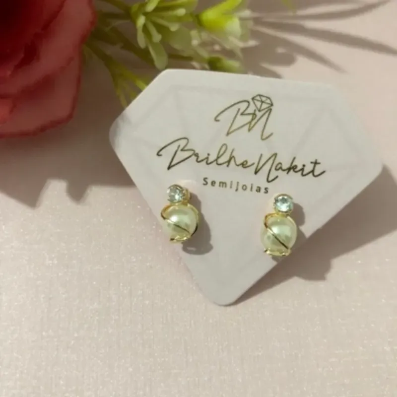 Brinco Ponto de Luz com Pérola Trabalhada Banhada a Ouro 18k