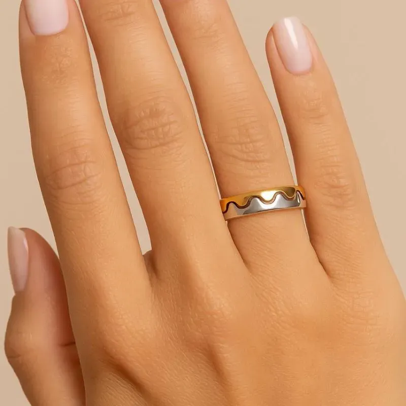 Anel Duplo Coroa Banhado no Ródio Branco e Ouro 18k