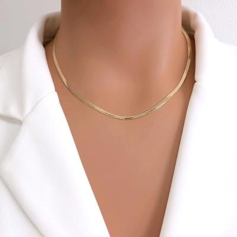 Choker Fita Trabalhada 35cm + 10cm Banhada a Ouro 18k