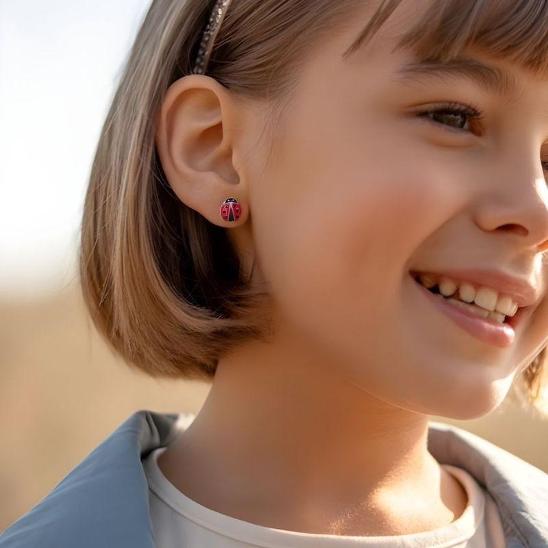 Brinco Infantil Joaninha Resinada Prata 925