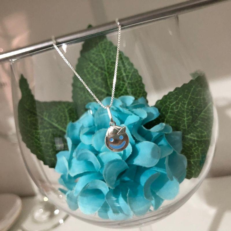 Colar Emoji Menino com Boné 40cm Prata 925