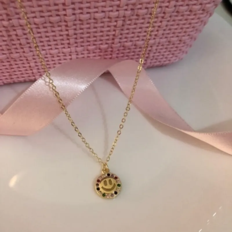 Colar Infantil 35cm Emoji Sorriso Banhado a Ouro 18k