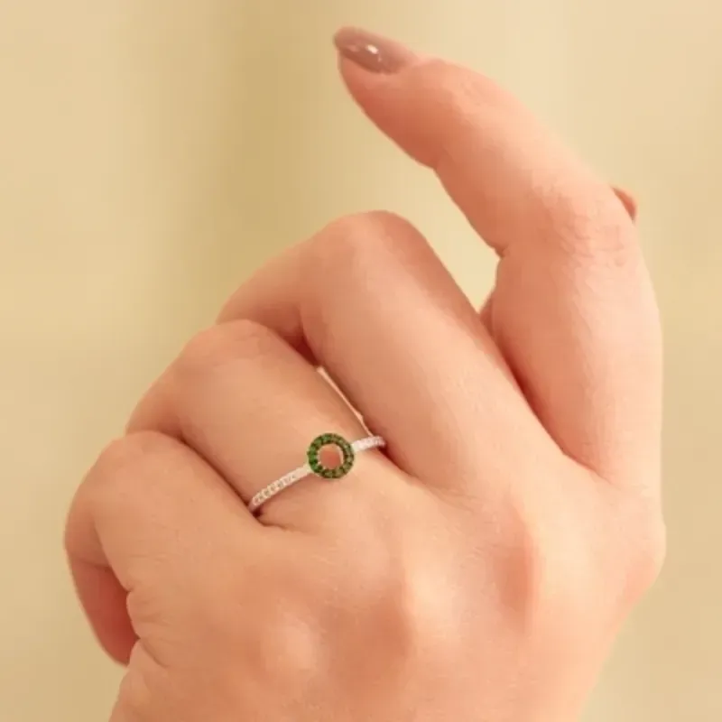 Anel Redondinho Esmeralda Prata 925