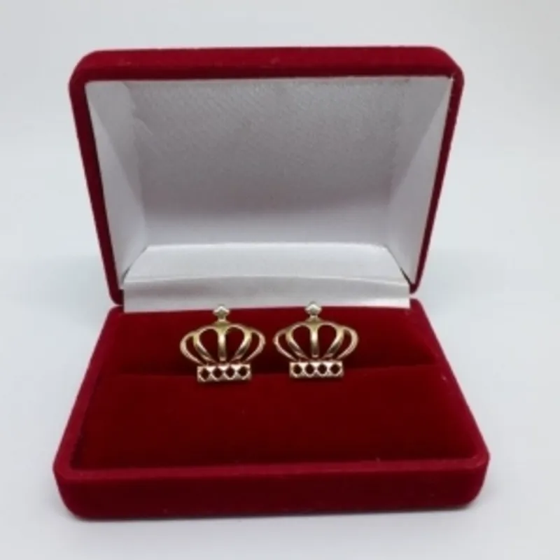 Brinco Coroa Lisa Banhado a Ouro 18k