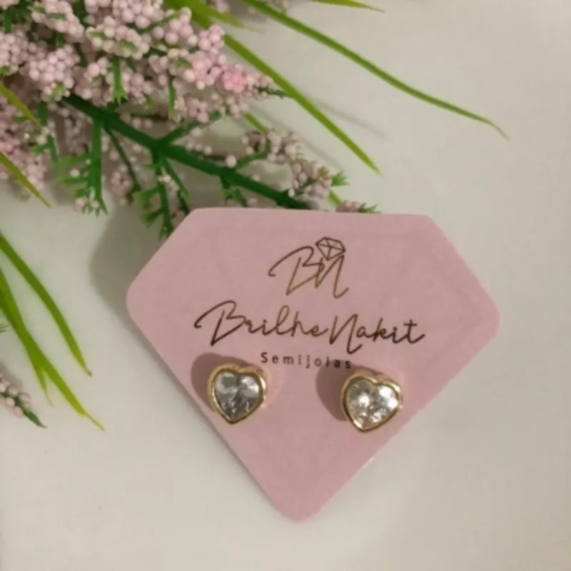 Brinco Ponto de Luz Coração Banhado no Ouro 18k