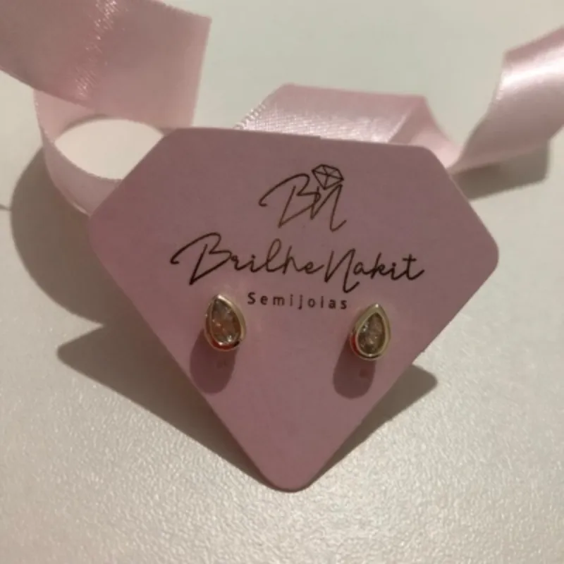 Brinco Ponto de Luz Infantil Gota Banhada a Ouro 18k