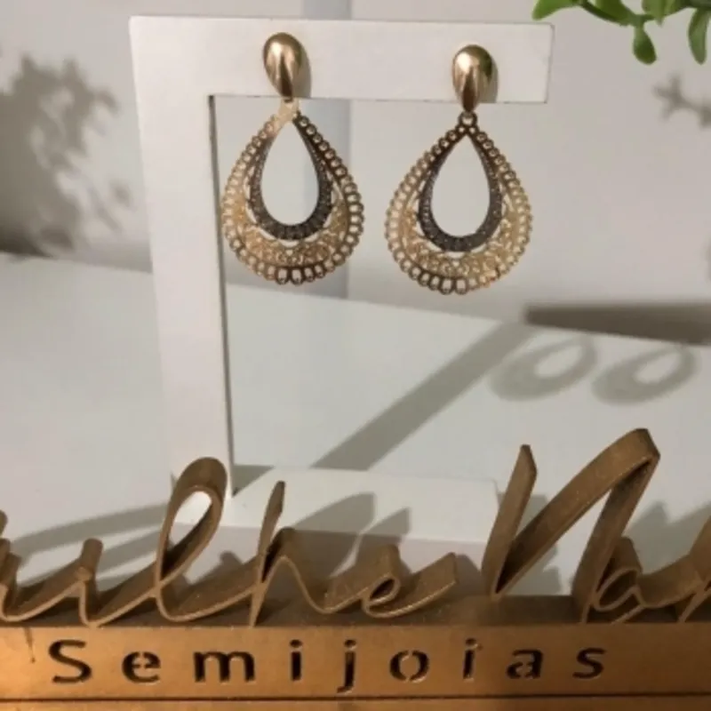 Brinco Rendado Banhado a Ouro 18k