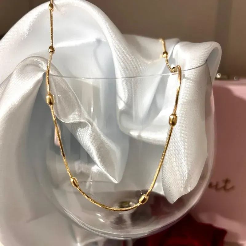 Colar Bolinhas Achatadas 45cm Banhada a Ouro 18k