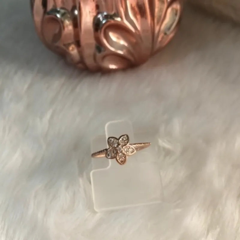 Anel Ouro Rose Aro Torcido Flor Cravejada