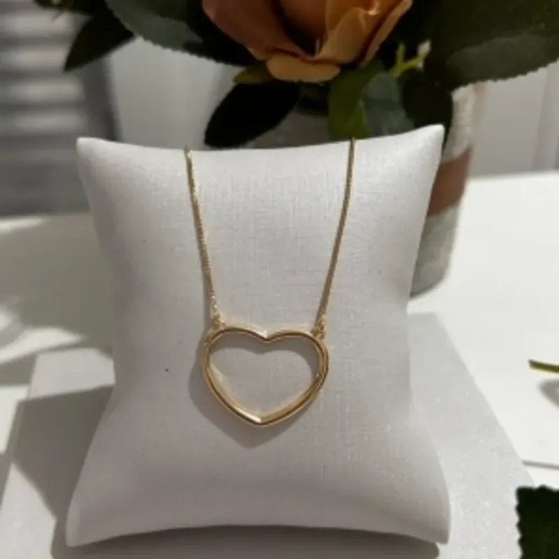 Colar Coração Vazado 45cm Banhado a Ouro 18k