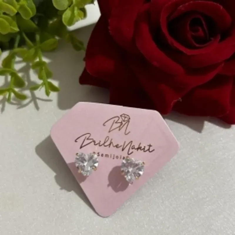 Brinco Ponto de Luz Coração Cristal Banhado a Ouro 18k