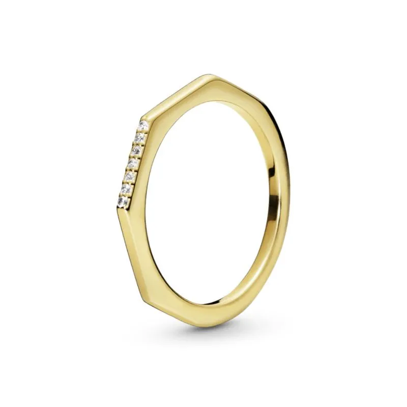 Anel  Contemporâneo com um Lado Cravejado Banhado a Ouro 18k