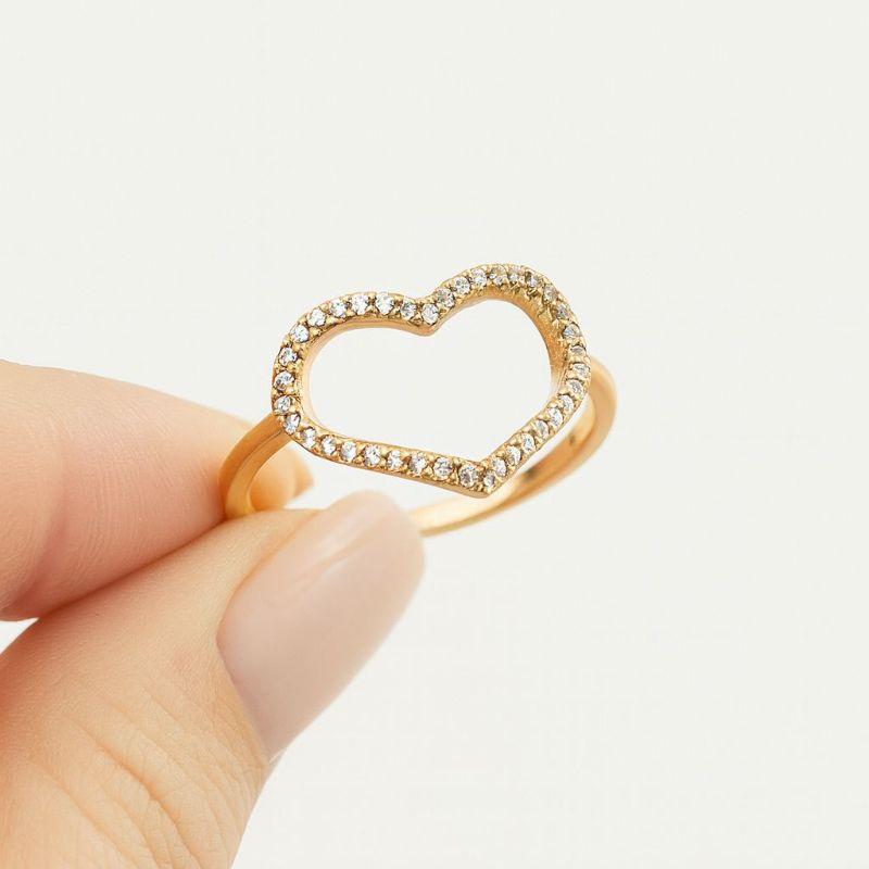 Anel Coração Vazado Cravejado em Zircônia Banhado a Ouro 18k
