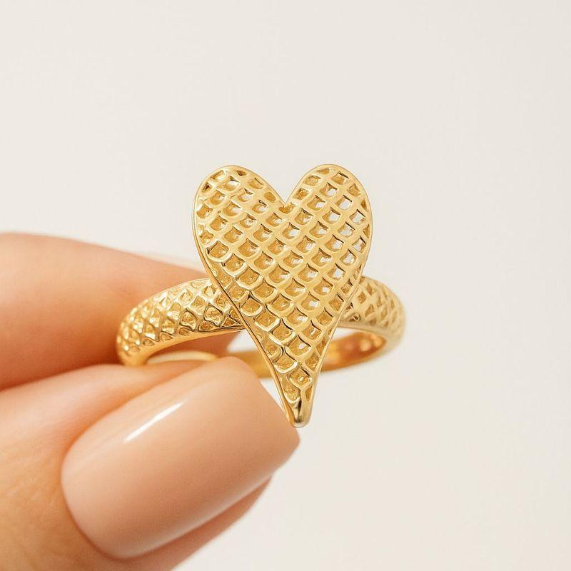 Anel Coração Esticado Rendado Banhado a Ouro 18k