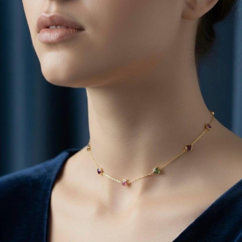 Choker com Corações em Cristal Color 33cm + 10 cm Extensor Banhado a Ouro 18k