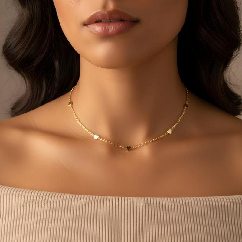 Choker Corrente Grumet com 5 Corações Liso 30cm + 10cm Extensor Banhado a Ouro 18k