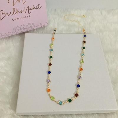 Choker Cristais Coloridos 30cm + 10cm Extensor Banhado a Ouro 18k
