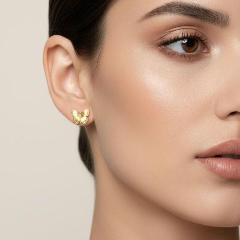 Brinco Borboleta Banhada a Ouro 18k