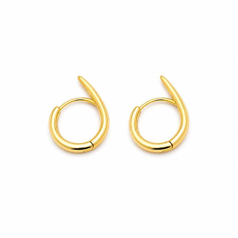 Brinco Argolinha Virgula Banhada a Ouro 18k