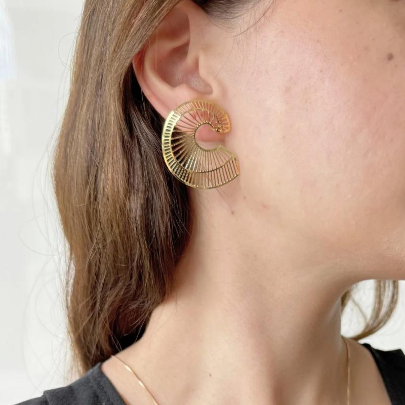 Brinco Design Orgânico e Espiralado Banhado a Ouro 18k
