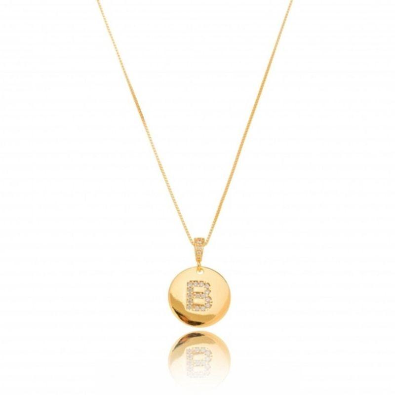 B - Colar Medalha com Letra Inicial  Cravejado em Micro Zircônias 50cm Banhado a Ouro 18k