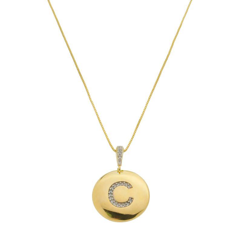C - Colar Medalha com Letra Inicial  Cravejado em Micro Zircônias 50cm Banhado a Ouro 18k